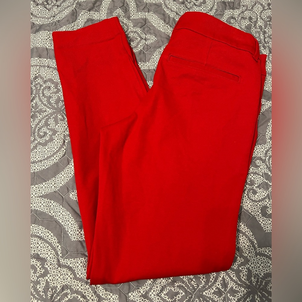 Women’s Size 2 Old Navy Red Pixie Pants - Picture 2 of 7